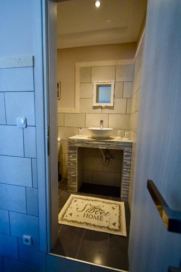 Comfort Room Thessalonique Extérieur photo