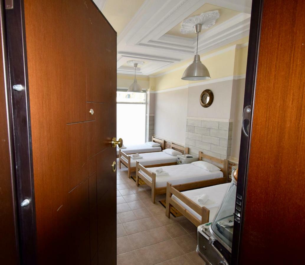 Comfort Room Thessalonique Extérieur photo
