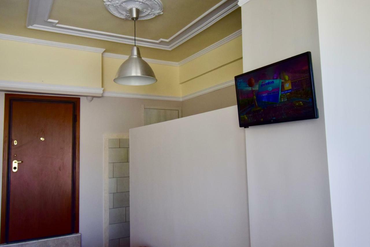 Comfort Room Thessalonique Extérieur photo