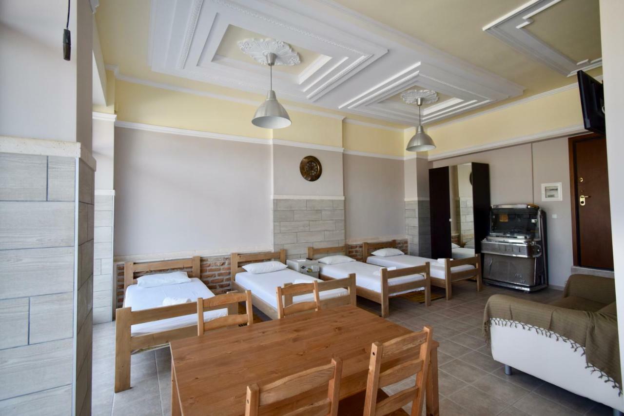 Comfort Room Thessalonique Extérieur photo