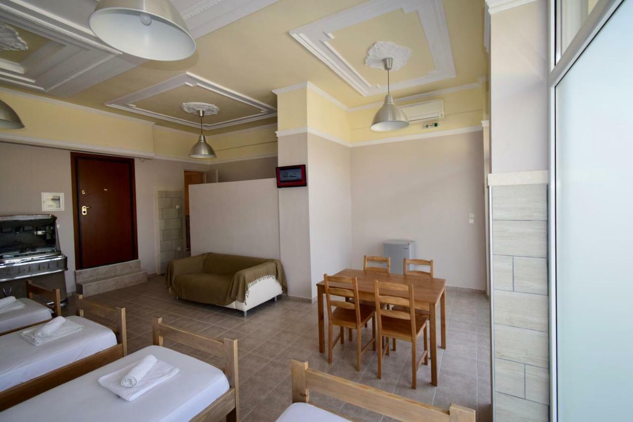 Comfort Room Thessalonique Extérieur photo