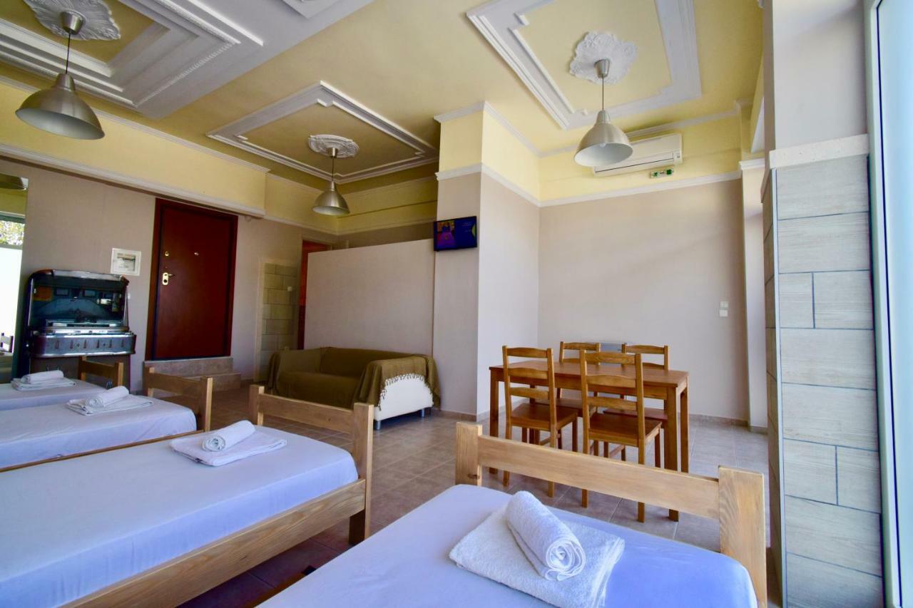 Comfort Room Thessalonique Extérieur photo